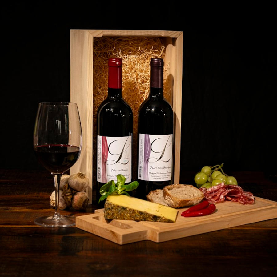 Alles Huebscher AG Weinkisten